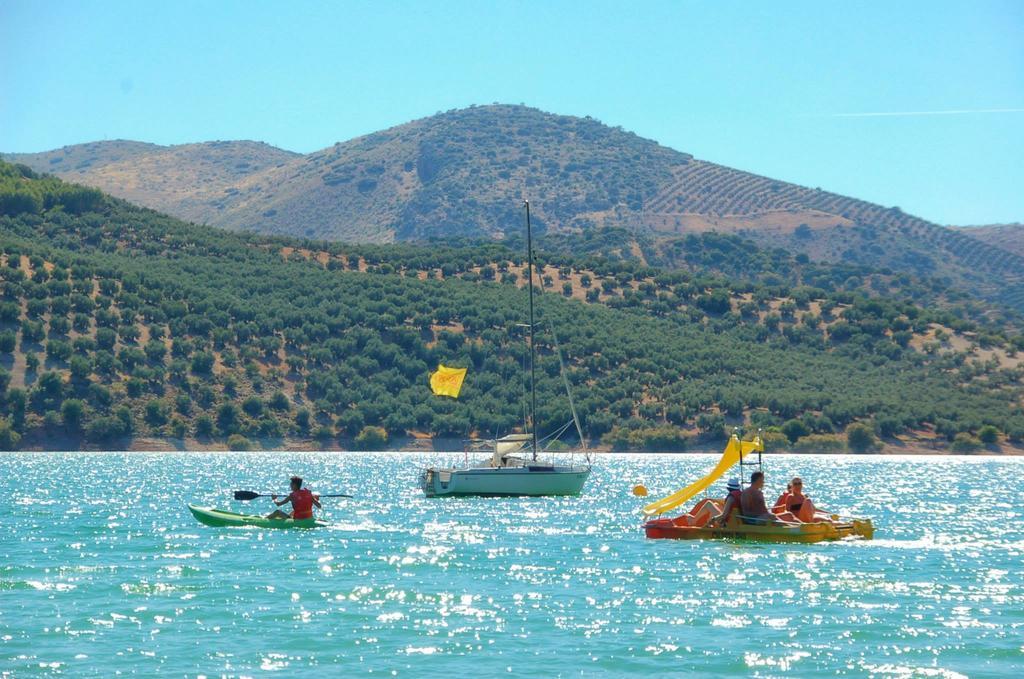 Camping Valdearenas อิซนาฮาร์ ภายนอก รูปภาพ